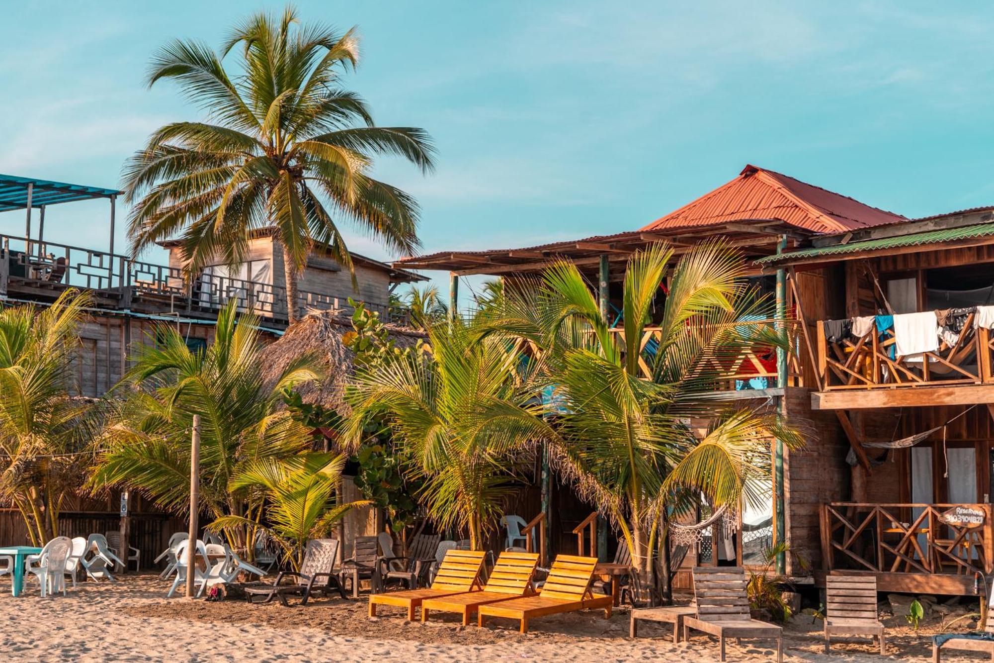 The Mompe Beach Hostal La Poza Exterior photo