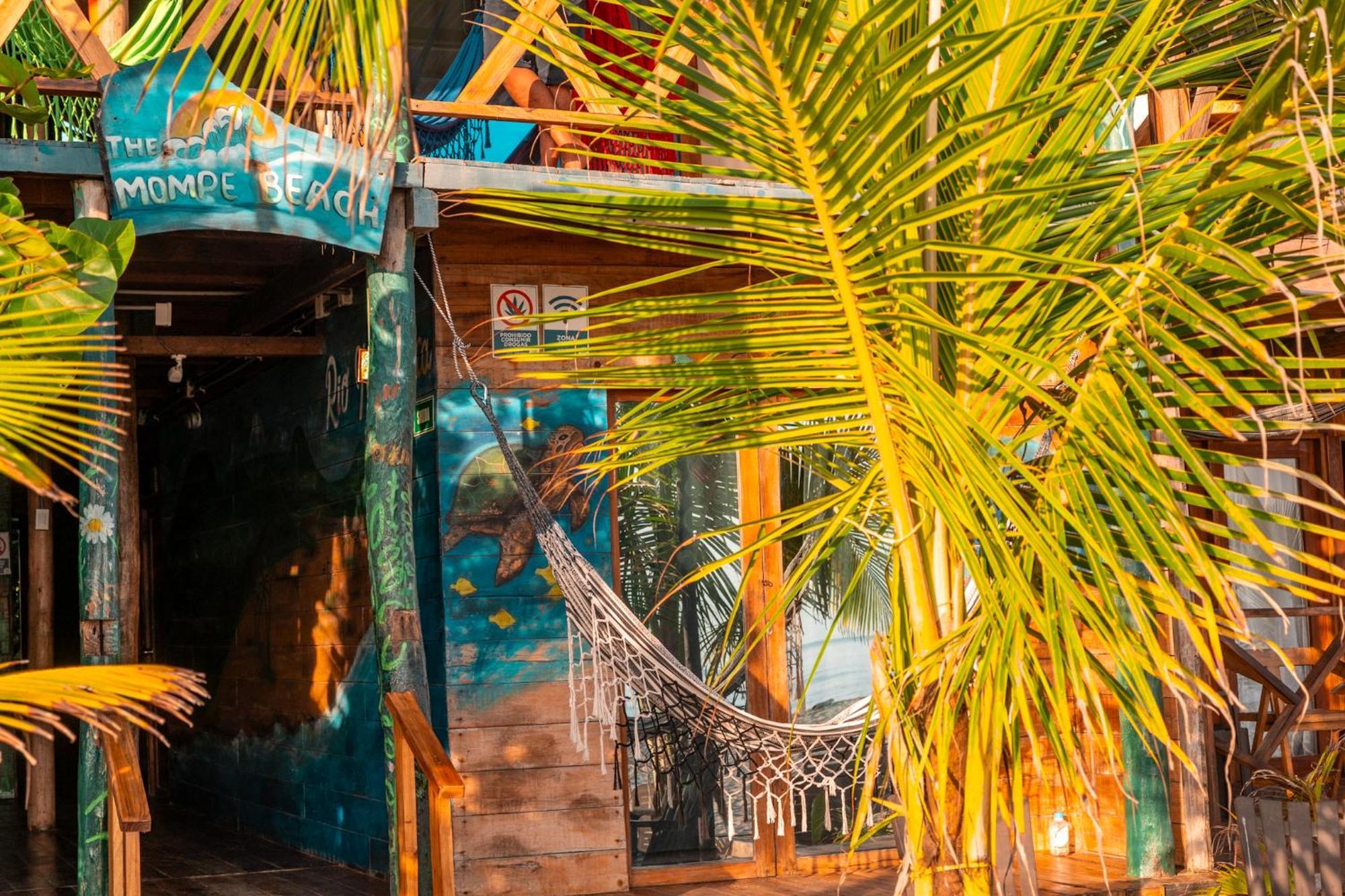 The Mompe Beach Hostal La Poza Exterior photo